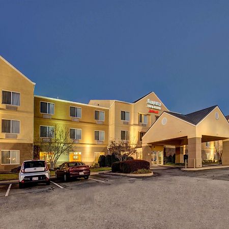 Fairfield Inn And Suites By Marriott Potomac Mills Удбридж Екстериор снимка