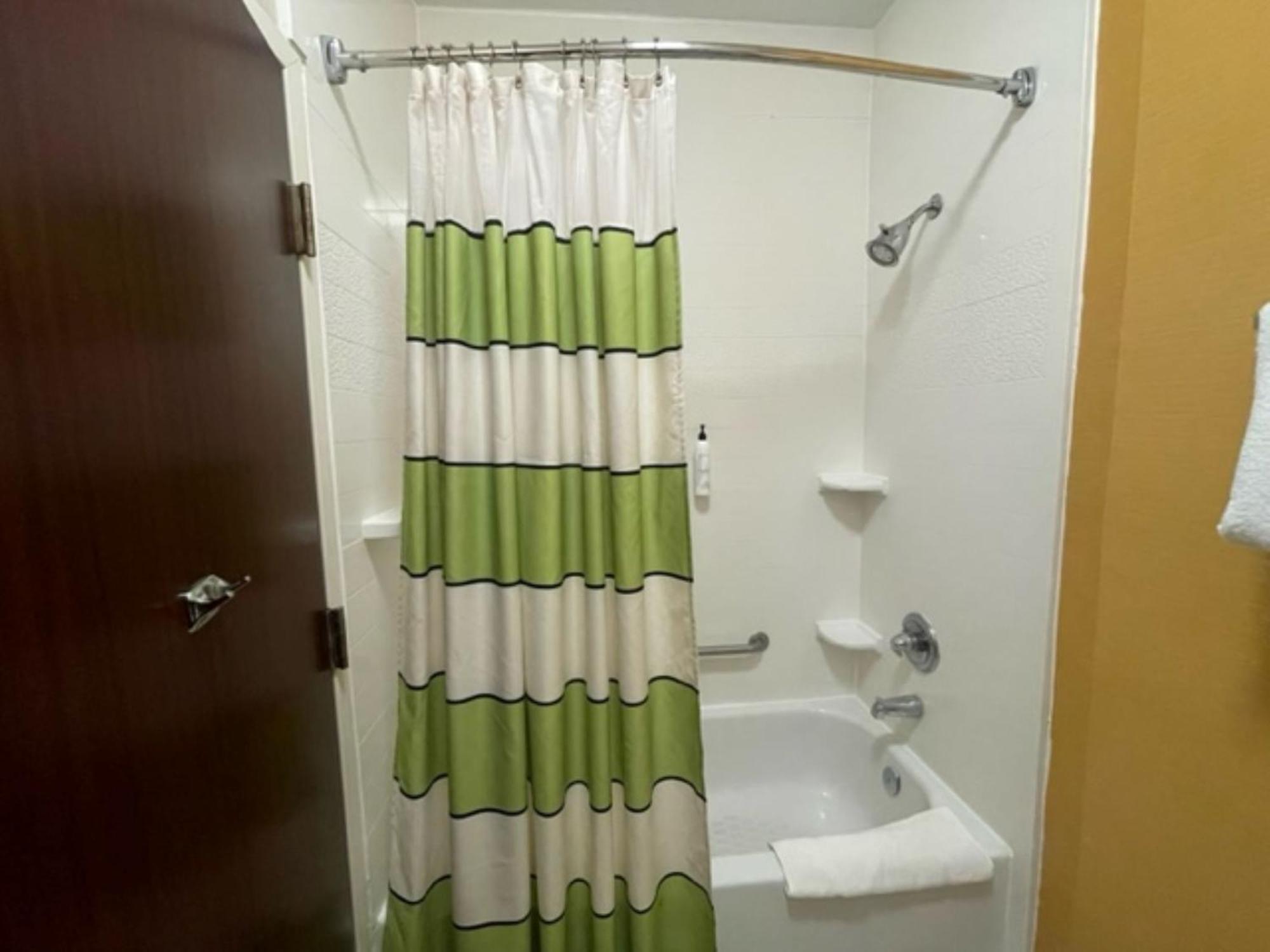 Fairfield Inn And Suites By Marriott Potomac Mills Удбридж Екстериор снимка
