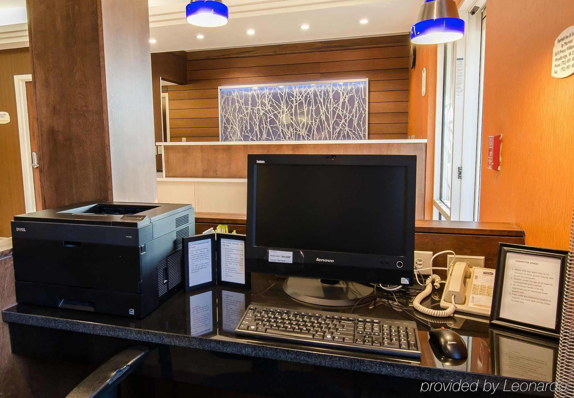 Fairfield Inn And Suites By Marriott Potomac Mills Удбридж Екстериор снимка